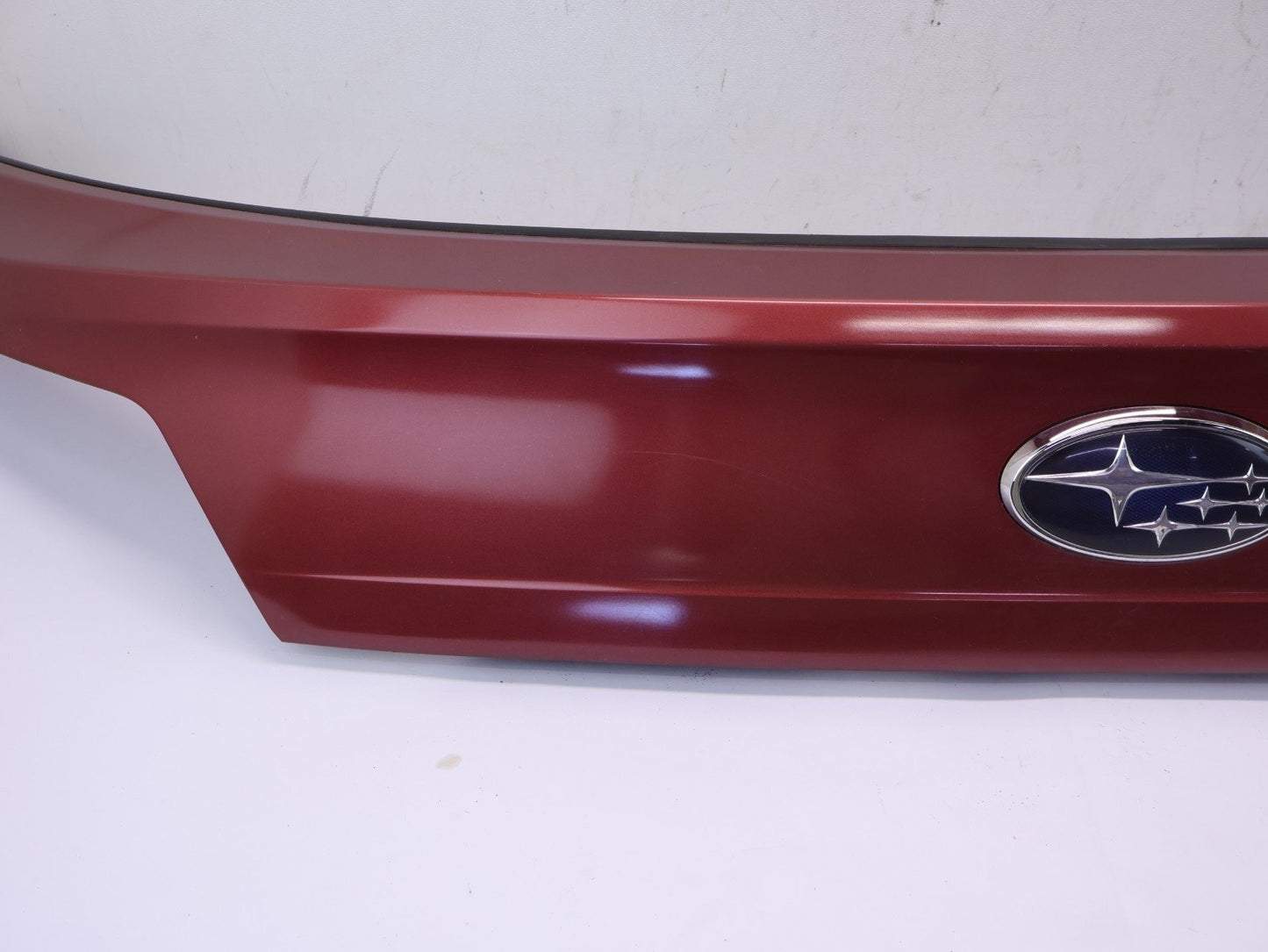 2012-14 Subaru Outback Rear Hatch Liftgate Garnish Trim Center Finish Panel H2Q