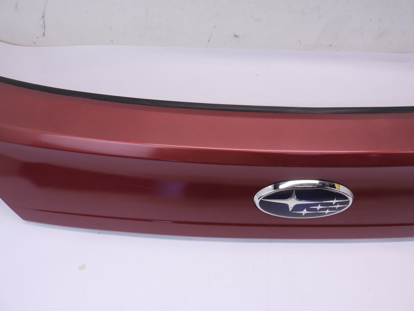 2012-14 Subaru Outback Rear Hatch Liftgate Garnish Trim Center Finish Panel H2Q