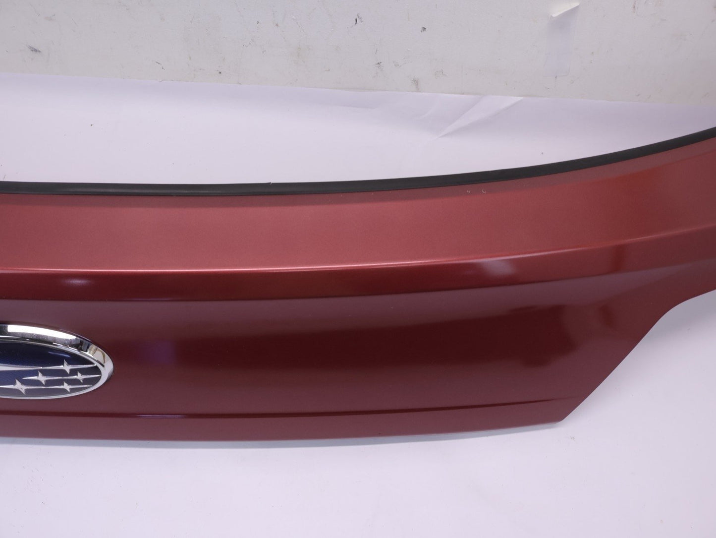2012-14 Subaru Outback Rear Hatch Liftgate Garnish Trim Center Finish Panel H2Q