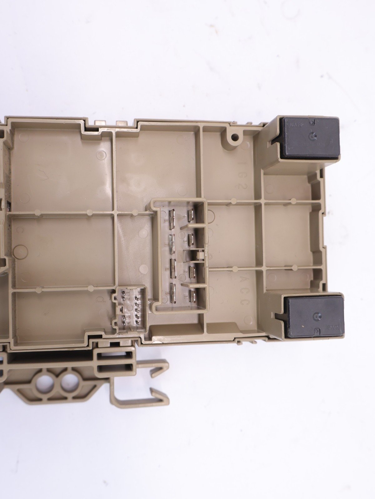 2015 Subaru WRX Dash Interior Fuse Block Junction Box 82201VA010 OEM 15