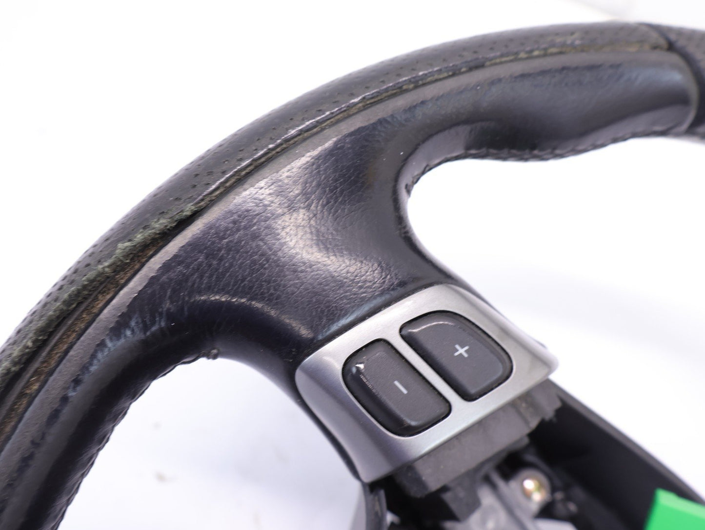 2005-2006 Subaru Legacy GT Momo Wheel WEAR Black Leather Driver OEM