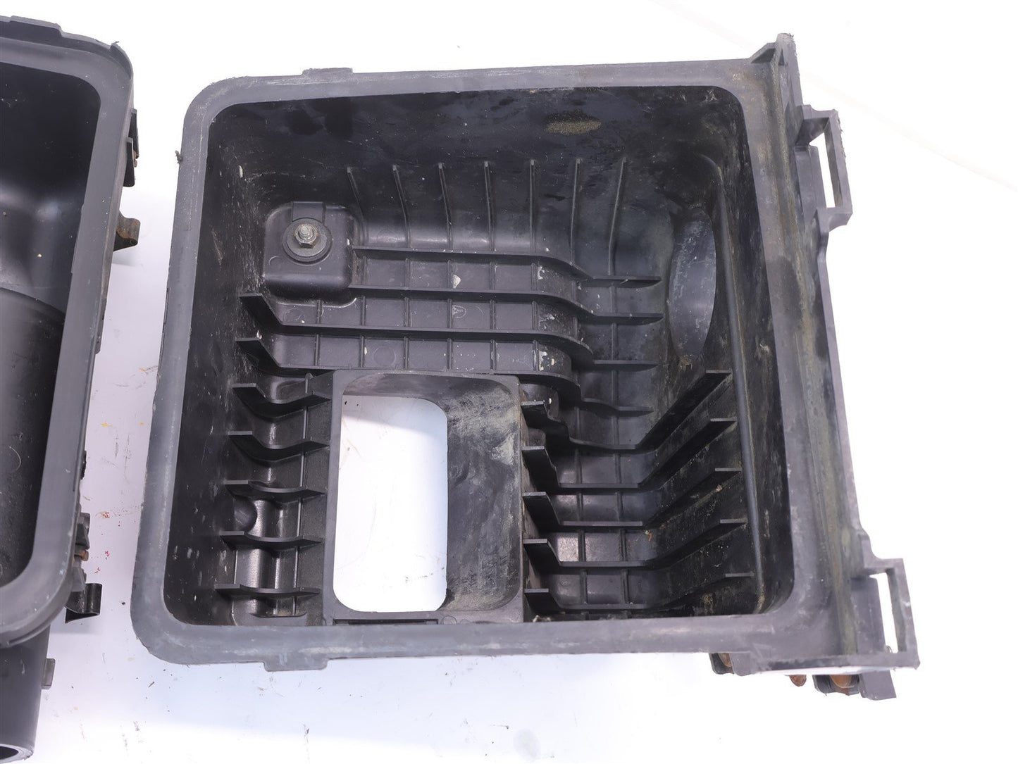 2005-2009 Subaru Legacy GT Outback XT Air Box Assembly Filter Cleaner Airbox OEM