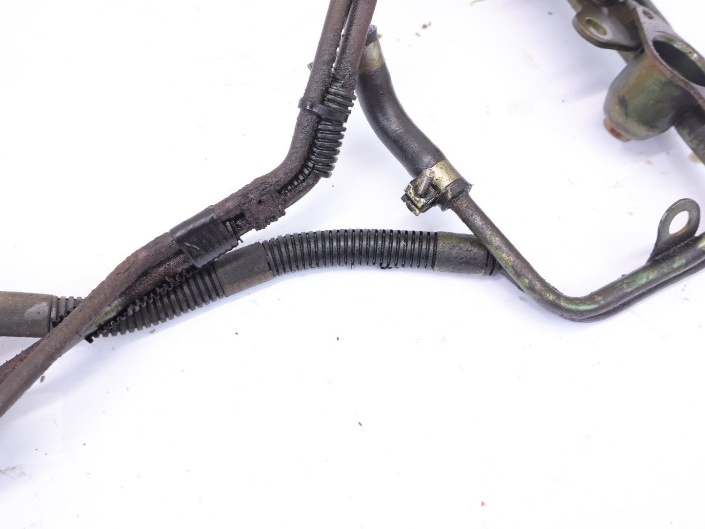 2005-2006 Subaru Legacy GT Fuel Injector Rail Line Assembly 2.5L Turbo OEM 05-06