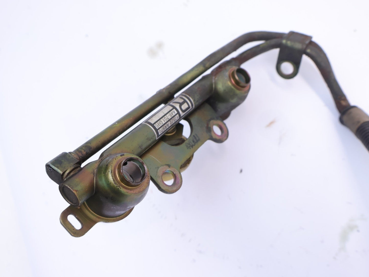 2005-2006 Subaru Legacy GT Fuel Injector Rail Line Assembly 2.5L Turbo OEM 05-06