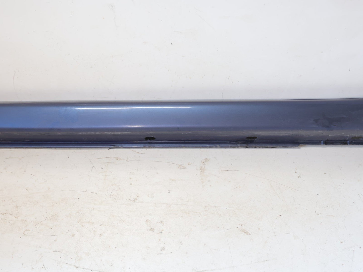 2005-2009 Subaru Legacy GT Sedan Passenger Side Skirt Bottom Rocker 33A RH OEM