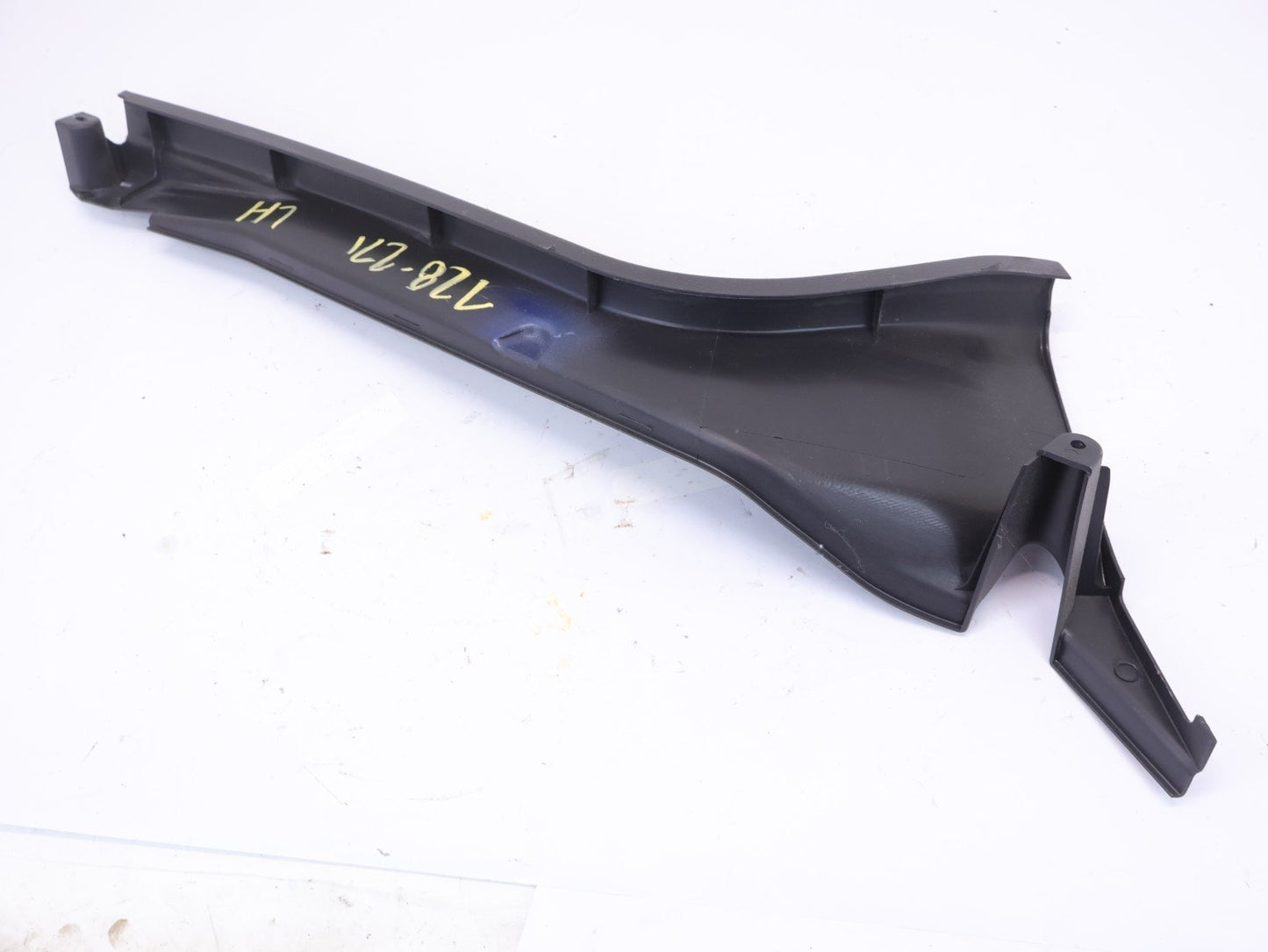 2002-2007 Subaru Impreza WRX STI Driver Rear Seat Belt Cover Trim LH 94043FE010