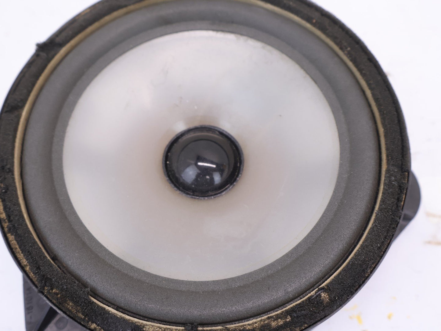 2005-2007 Subaru Impreza WRX or STI Front Door Speaker 86301FE170 LH RH OEM