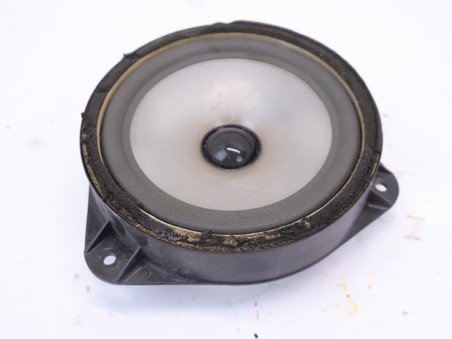 2005-2007 Subaru Impreza WRX or STI Front Door Speaker 86301FE170 LH RH OEM