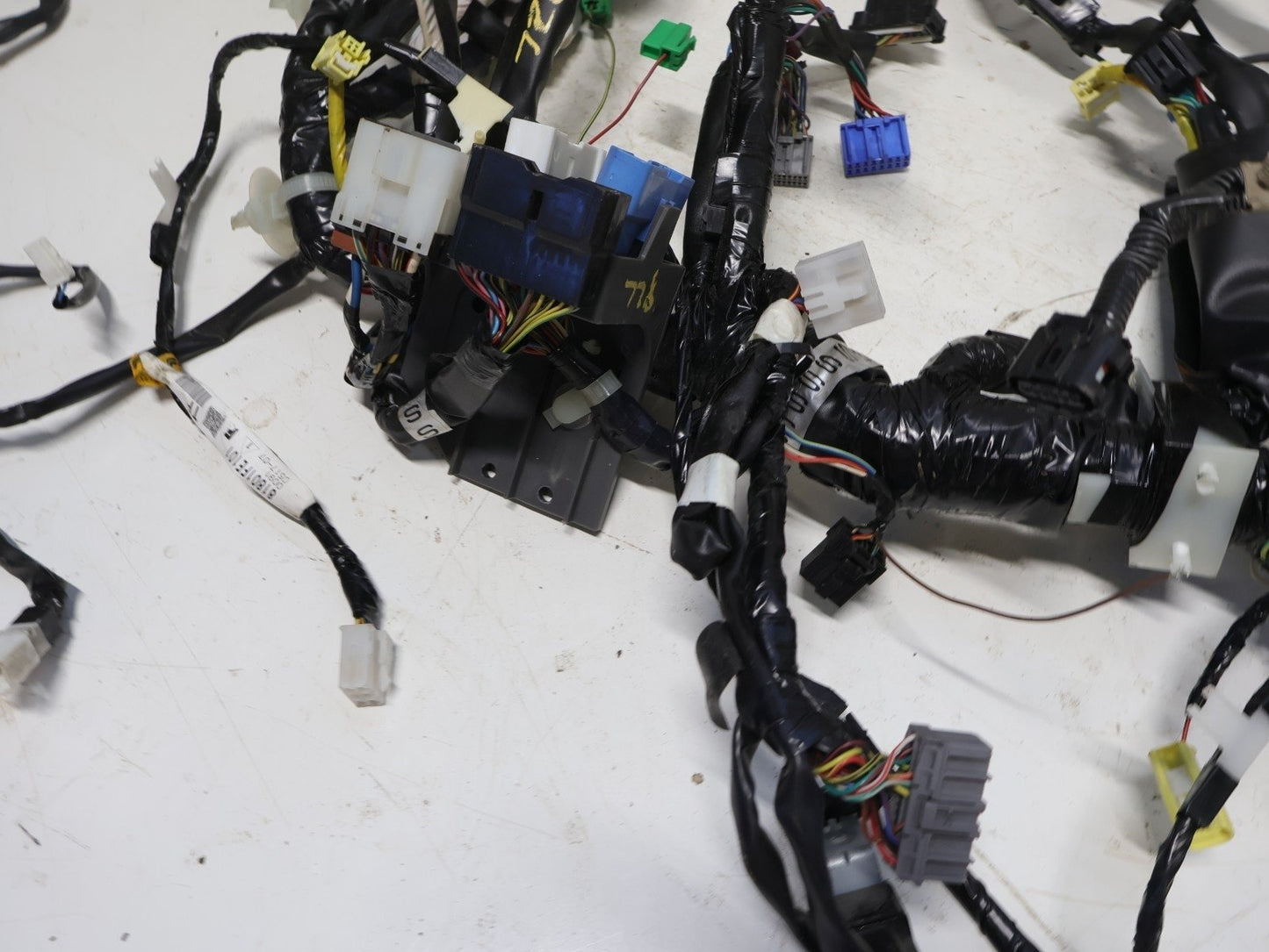 2006 Subaru Impreza WRX Wiring Harness 81403FE093 Bulkhead CUT WIRES OEM