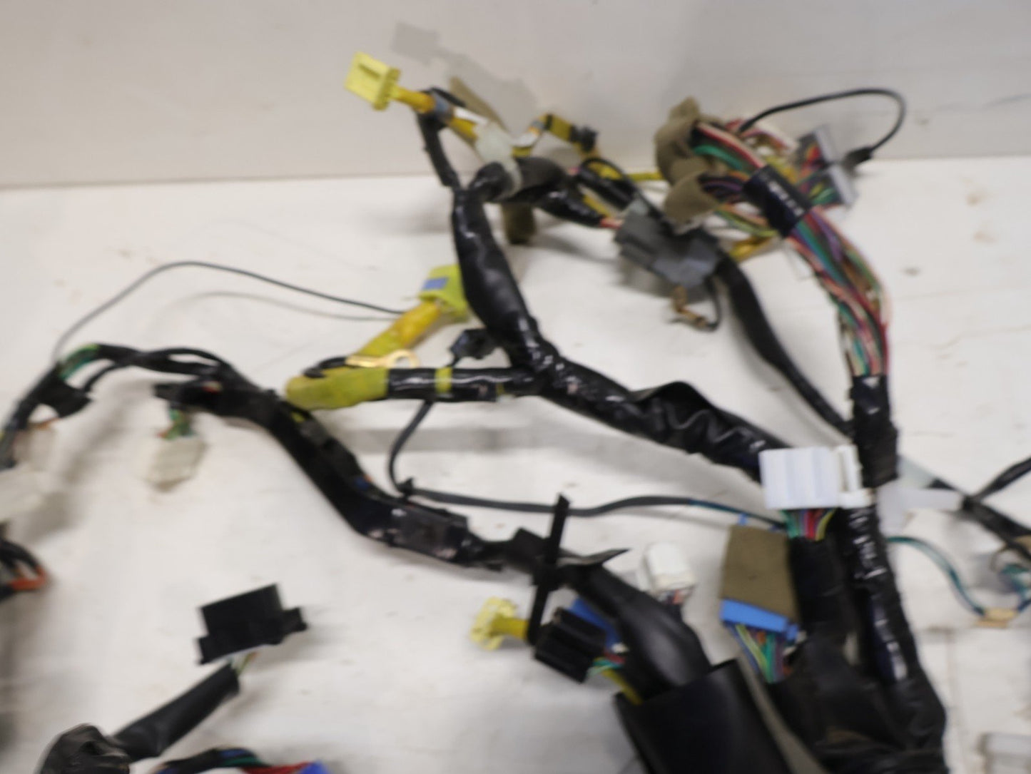 2006 Subaru Impreza WRX Wiring Harness 81403FE093 Bulkhead CUT WIRES OEM