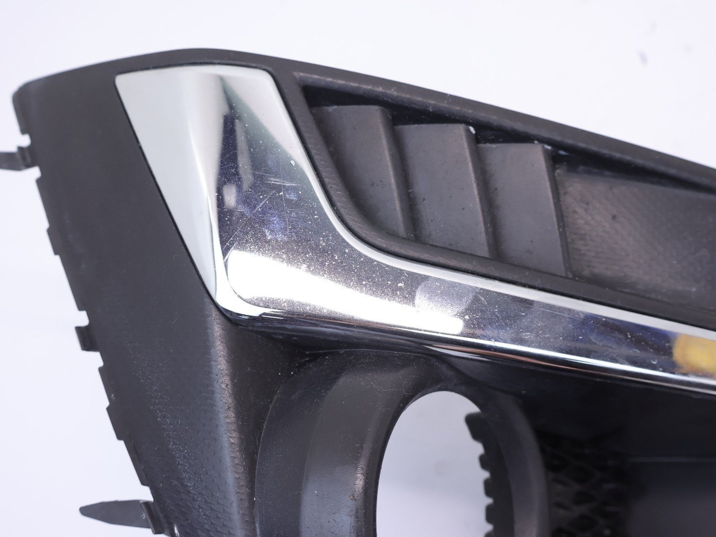 2015-2016 Subaru Impreza Passenger Fog Light Lamp Cover 57731FJ280 RH Right OEM