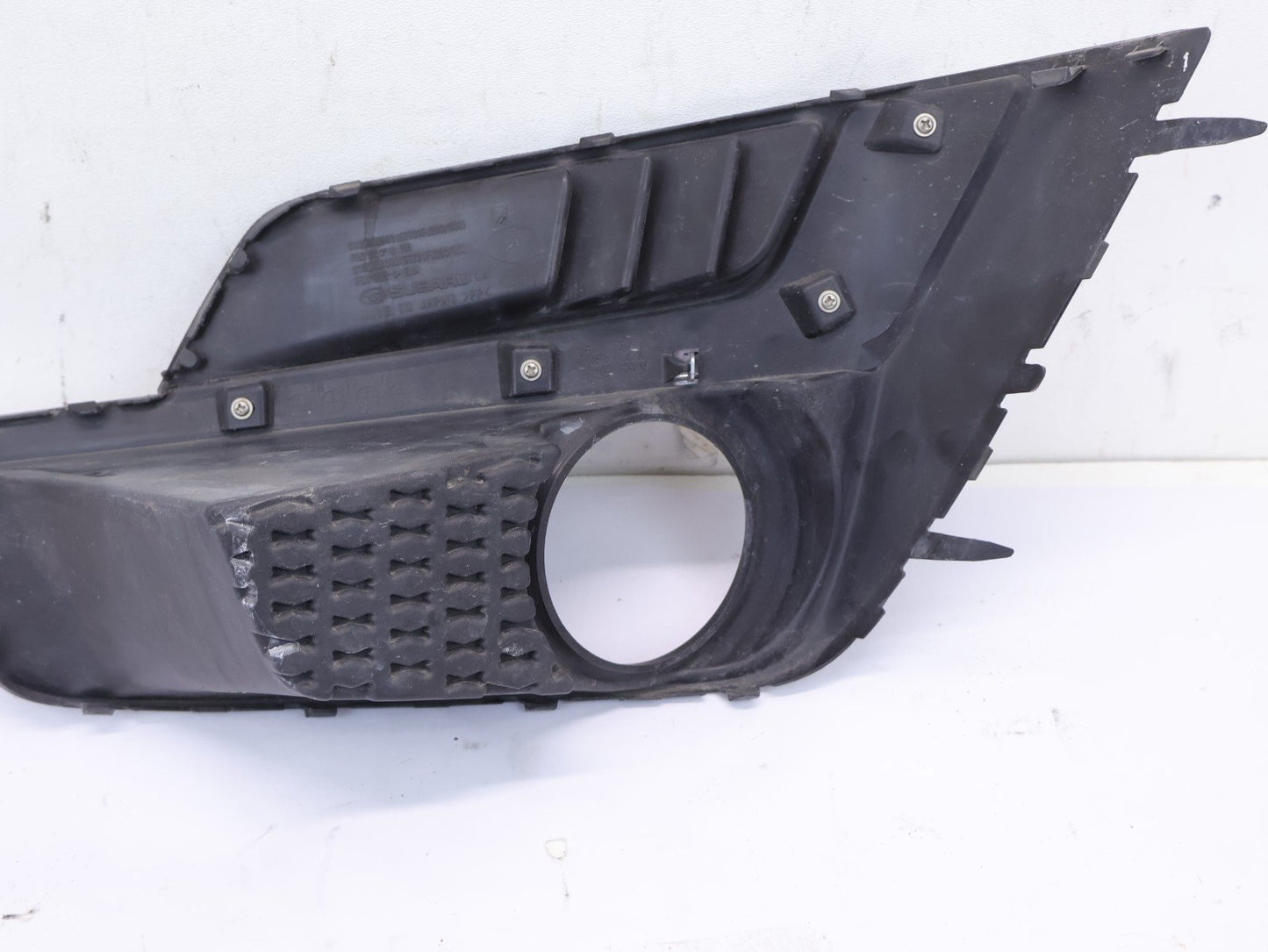 2015-2016 Subaru Impreza Passenger Fog Light Lamp Cover 57731FJ280 RH Right OEM