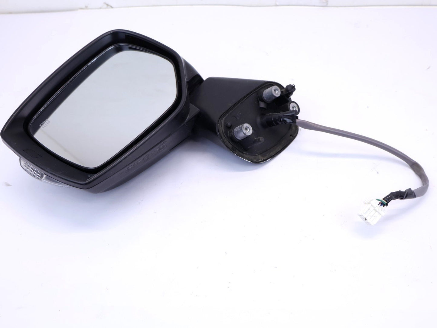 2016 Subaru Impreza Driver Door Mirror w/ Turn Signal LH Left Side View OEM