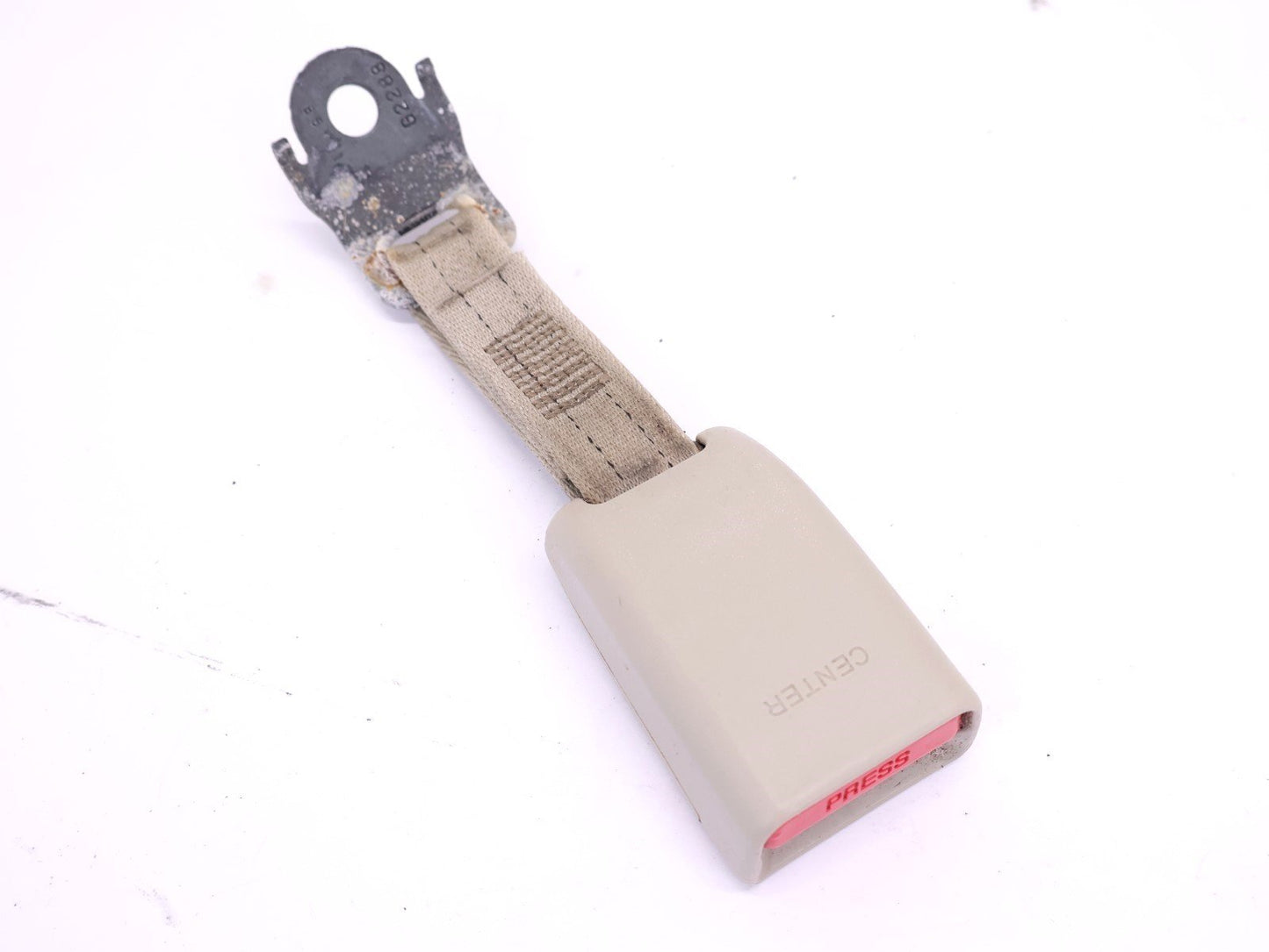 2015-2016 Subaru Impreza 2.0L Wagon Center Rear Seat Belt Buckle OEM