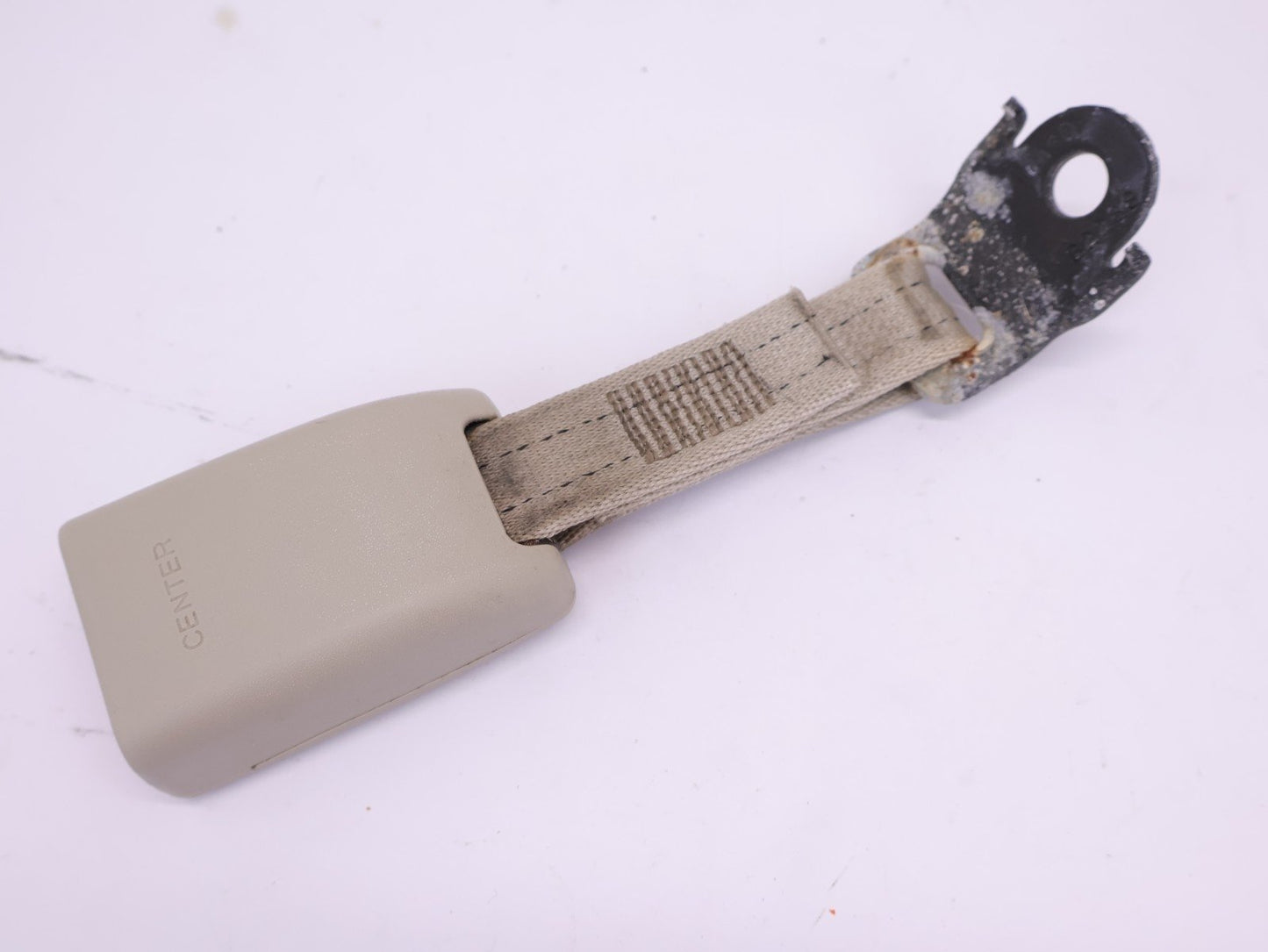 2015-2016 Subaru Impreza 2.0L Wagon Center Rear Seat Belt Buckle OEM