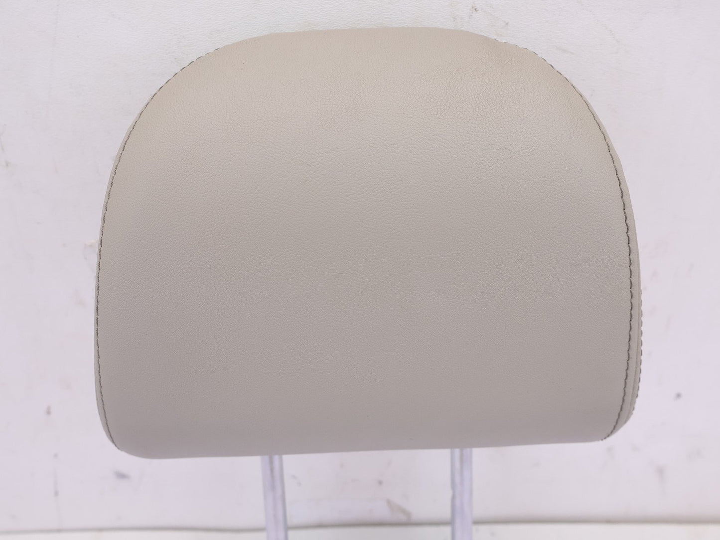 2012-2016 Subaru Impreza 2.0L Front Seat Headrest Head Rest Leather OEM Left LH