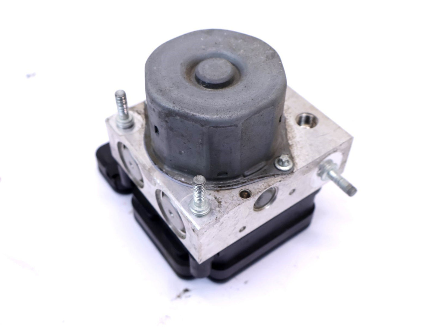 2015-2016 Subaru Impreza 2.0L Anti-Lock Brake Pump ABS Module 27536FJ220 OEM