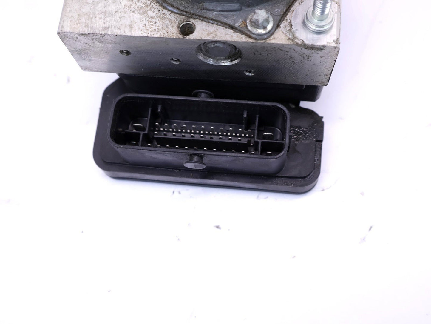 2015-2016 Subaru Impreza 2.0L Anti-Lock Brake Pump ABS Module 27536FJ220 OEM