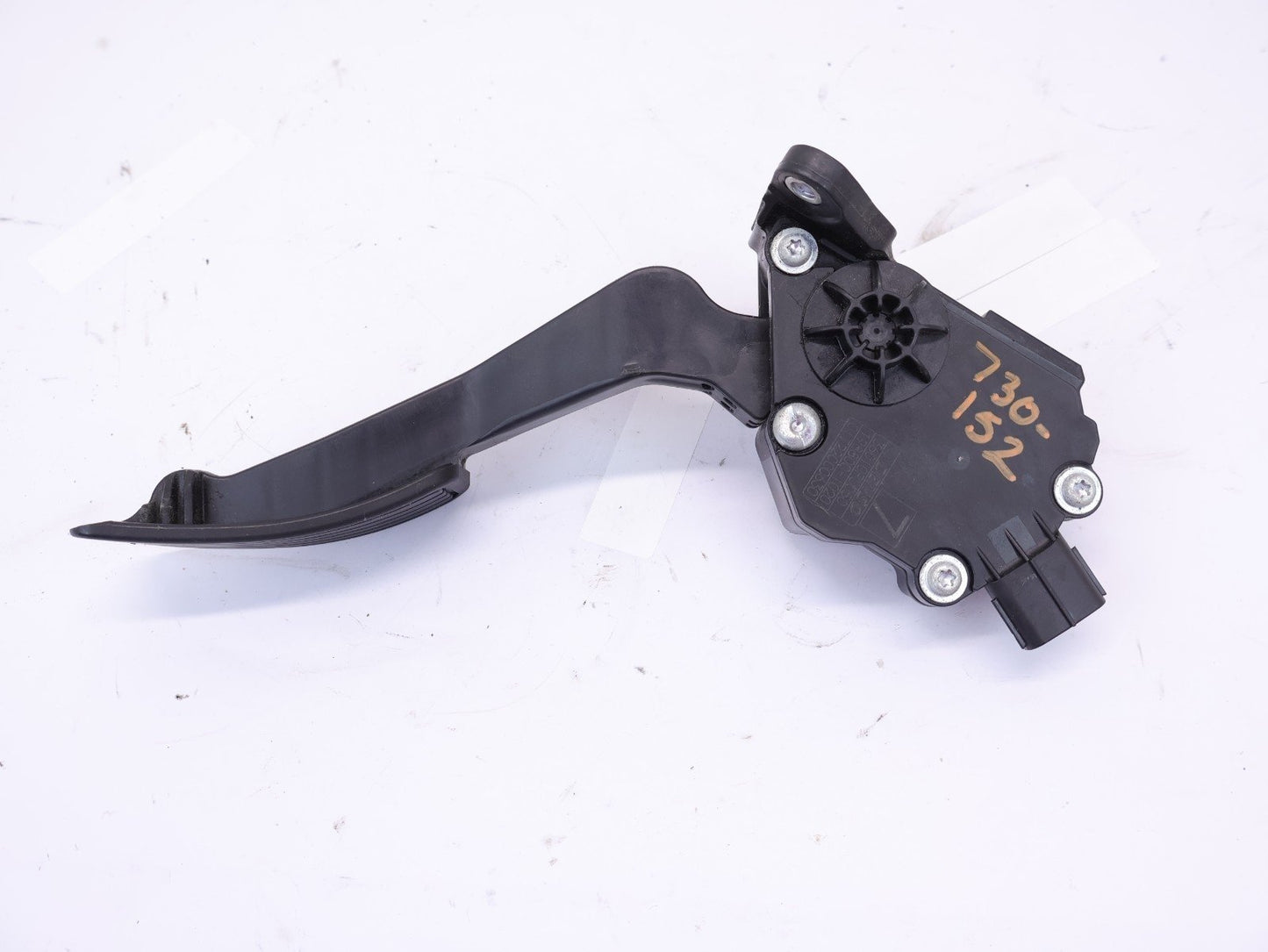 2012-2016 Subaru Impreza 2.0L Gas Pedal 36010FJ050 Fuel Accelerator OEM