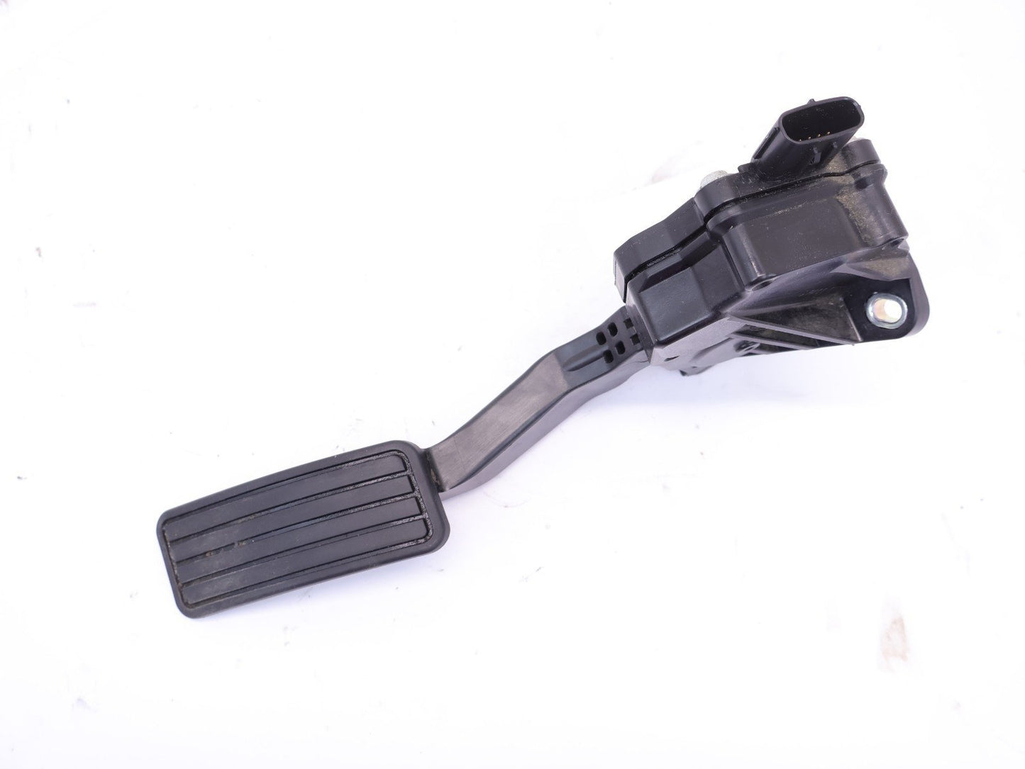 2012-2016 Subaru Impreza 2.0L Gas Pedal 36010FJ050 Fuel Accelerator OEM