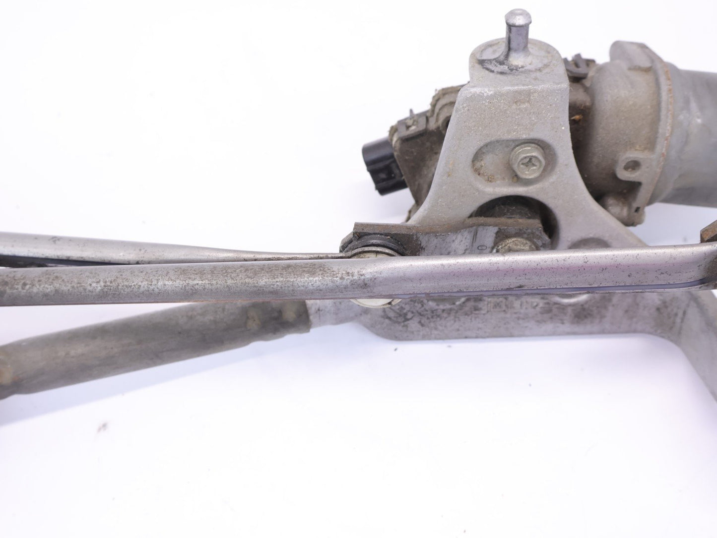 2012-2016 Subaru Impreza 2.0L Front Windshield Wiper Motor & Transmission