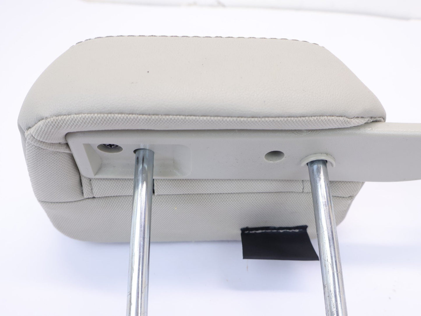2012-2016 Subaru Impreza 2.0L Wagon Center Rear Seat Headrest Leather Ivory OEM