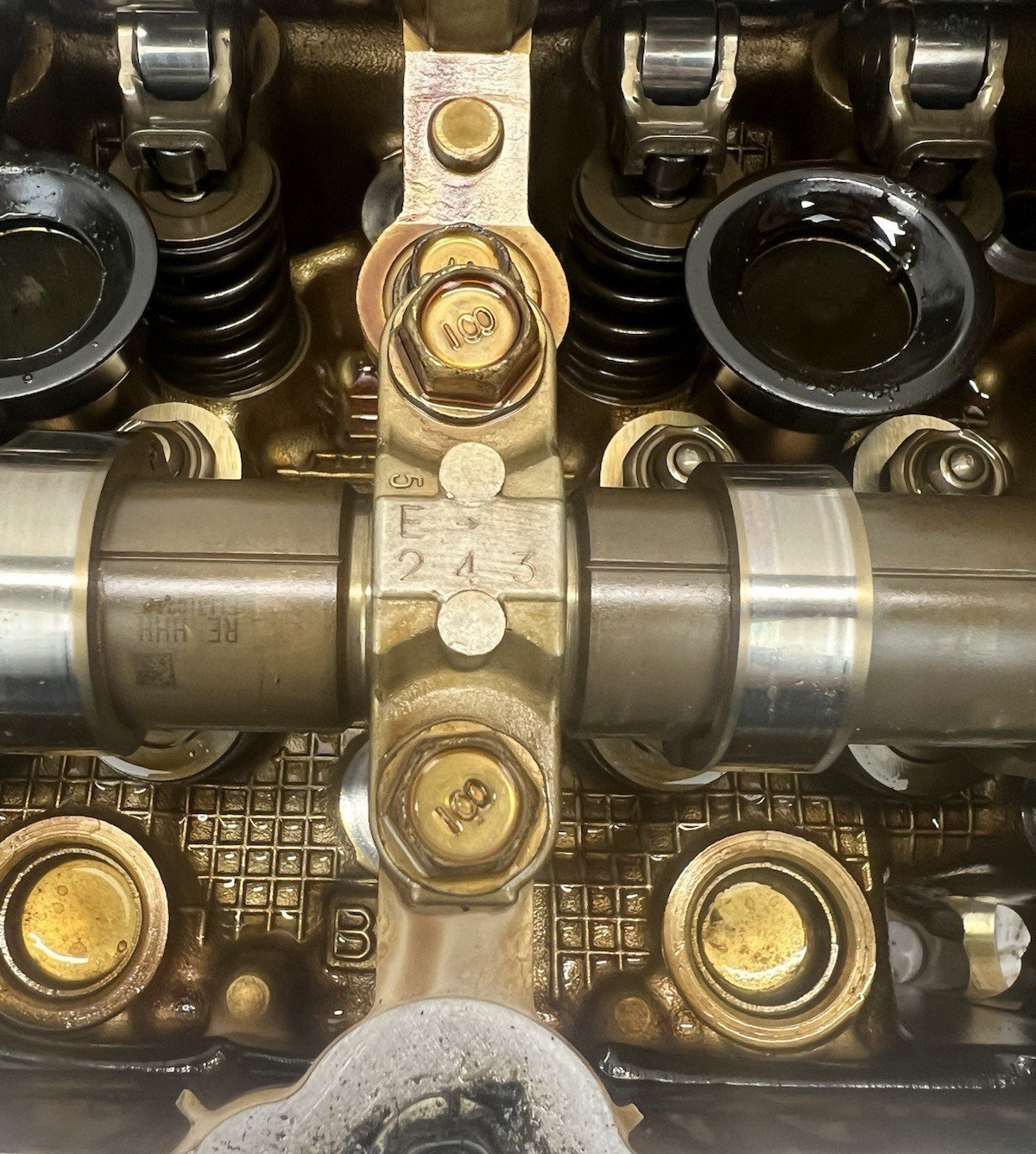 2015-2016 Subaru Impreza 2.0L Cylinder Head Passenger Right RH Engine OEM