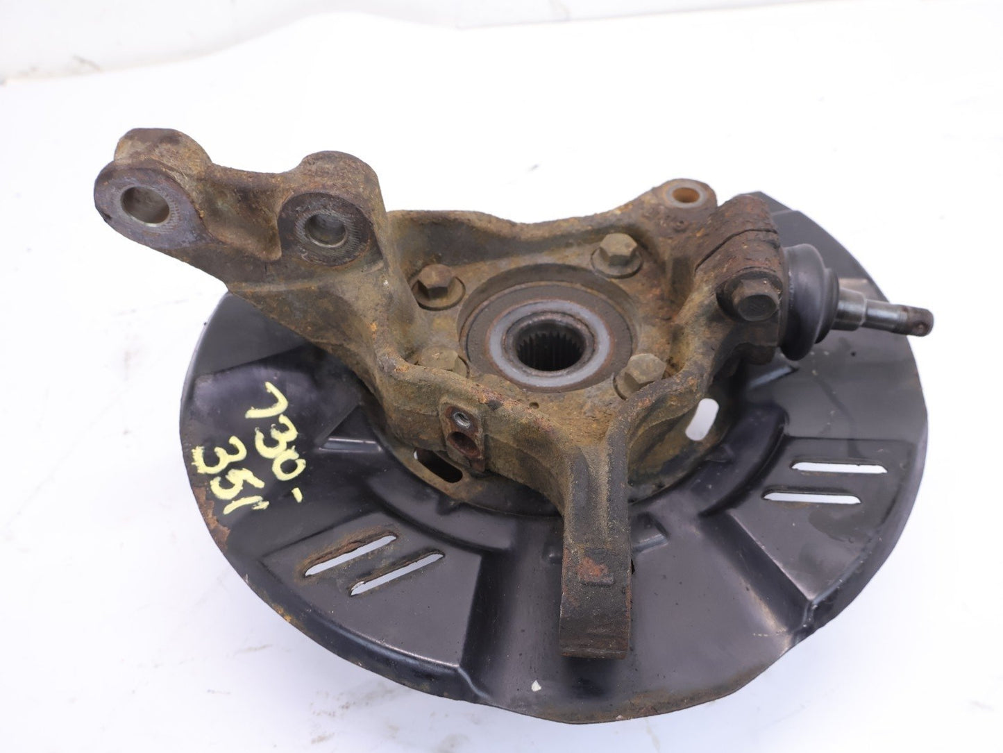2015-2016 Subaru Impreza 2.0L Passenger Front Spindle Knuckle Hub Right RH OEM