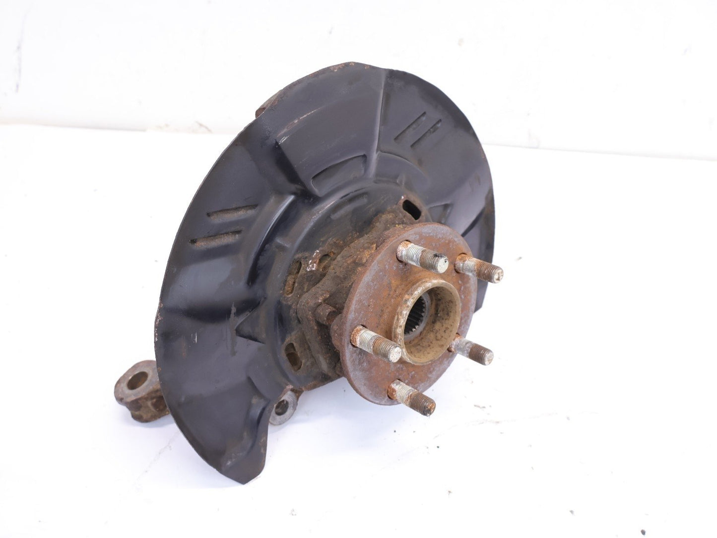 2015-2016 Subaru Impreza 2.0L Passenger Front Spindle Knuckle Hub Right RH OEM
