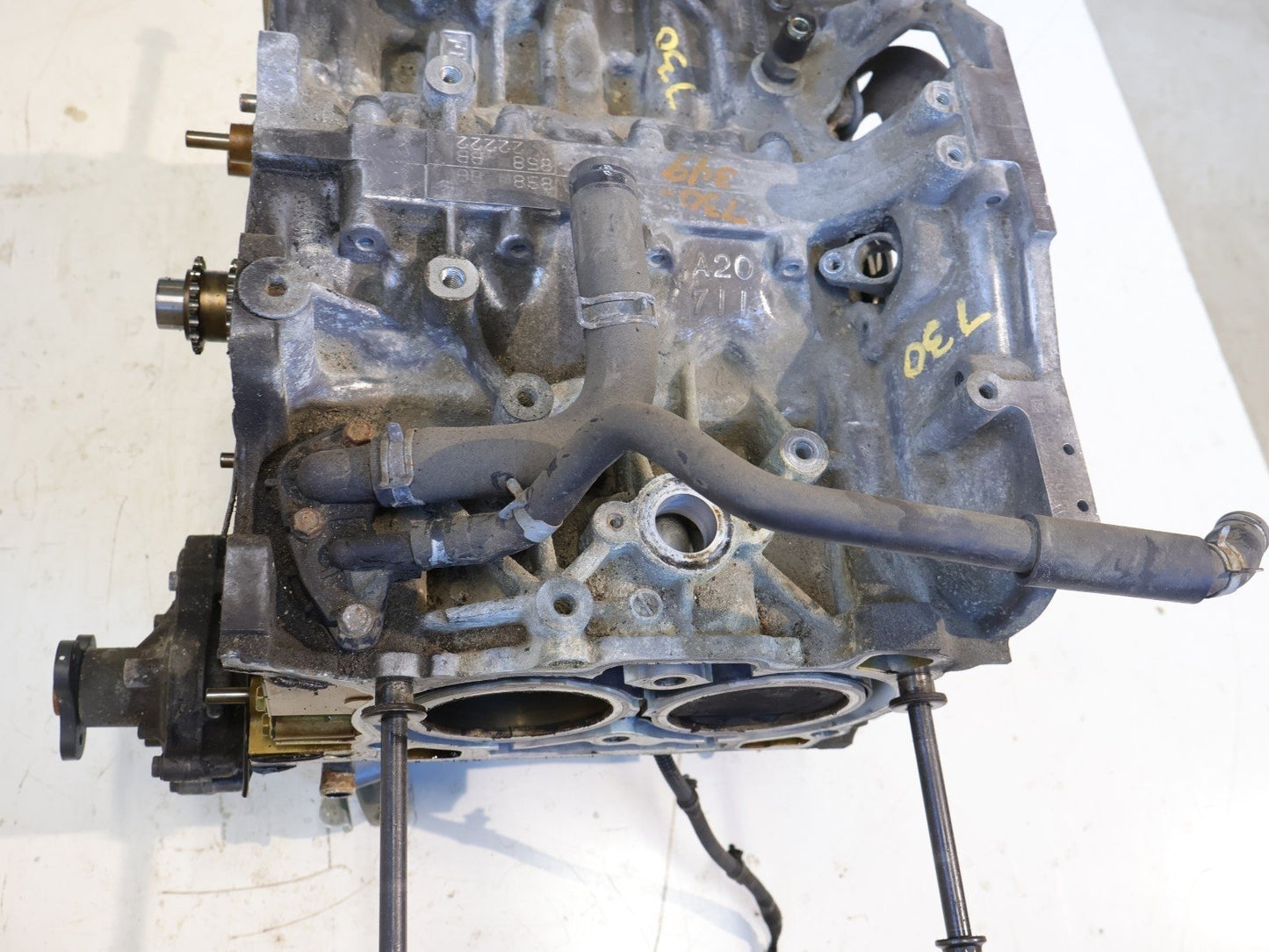 2015-2016 Subaru Impreza Engine Short Block Assembly Motor 2.0L AT 110k OEM