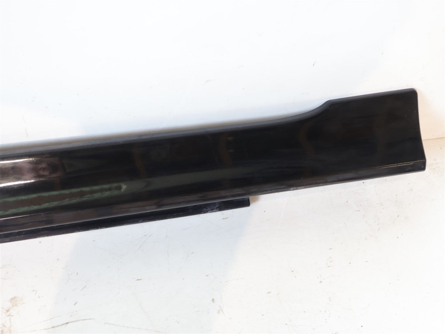 2012-2016 Subaru Impreza 2.0L Wagon Driver Side Skirt Bottom Rocker LH Left OEM