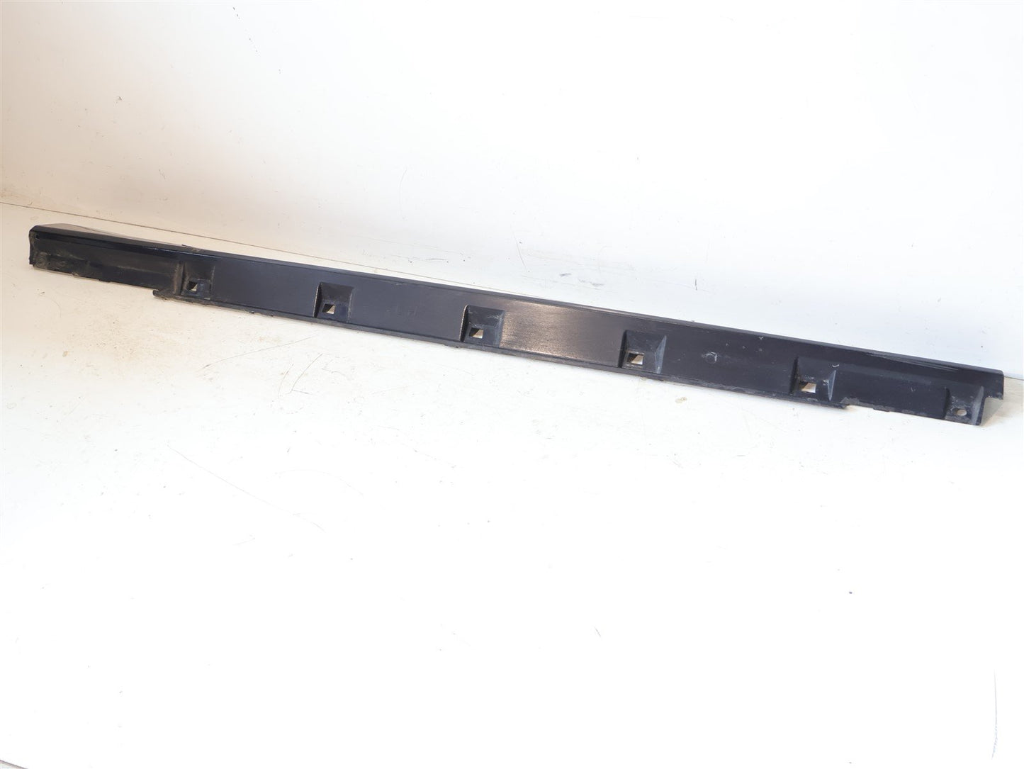 2012-2016 Subaru Impreza 2.0L Wagon Driver Side Skirt Bottom Rocker LH Left OEM