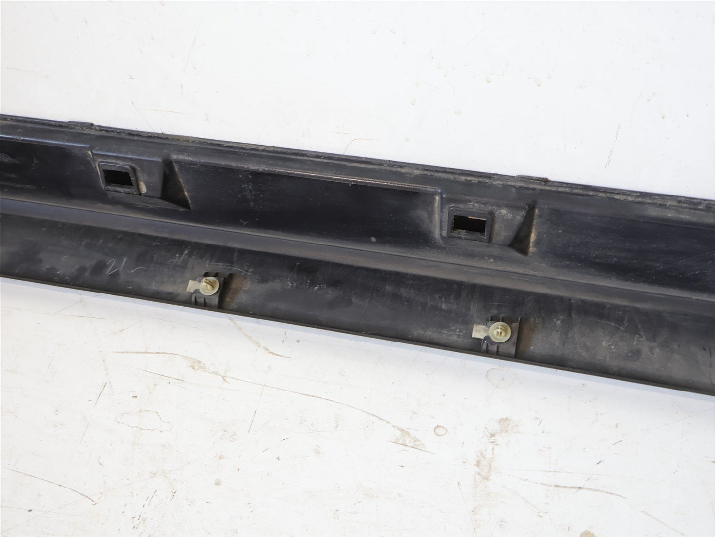 2012-2016 Subaru Impreza 2.0L Wagon Driver Side Skirt Bottom Rocker LH Left OEM