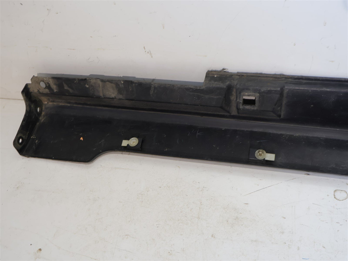 2012-2016 Subaru Impreza 2.0L Wagon Driver Side Skirt Bottom Rocker LH Left OEM