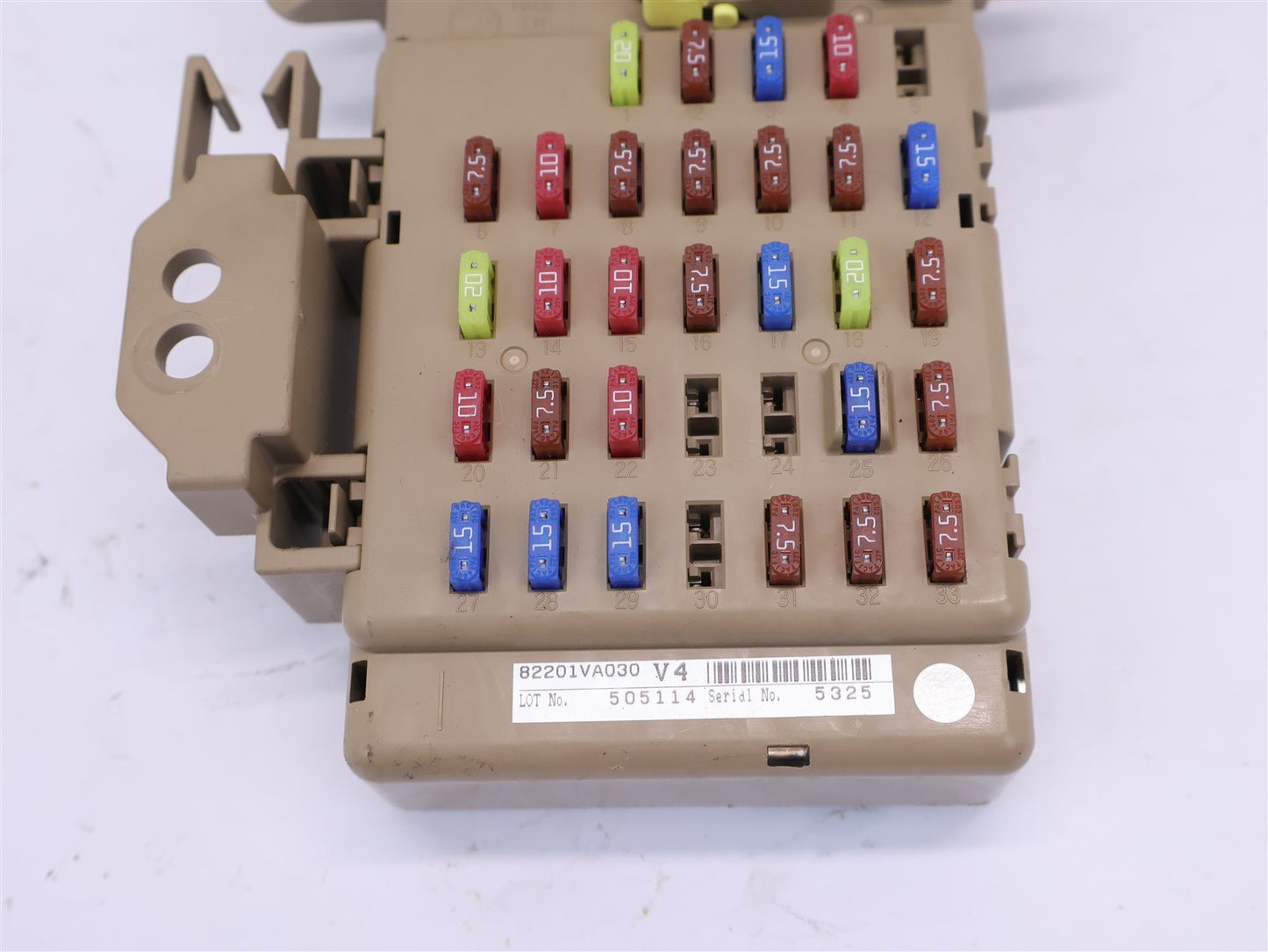 2016 Subaru WRX Dash Fuse Block Junction Box 82201VA030 Relay Cabin OEM 16