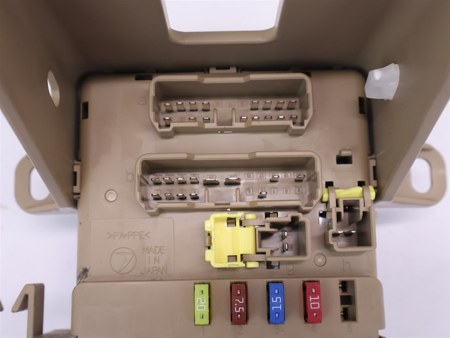 2016 Subaru WRX Dash Fuse Block Junction Box 82201VA030 Relay Cabin OEM 16