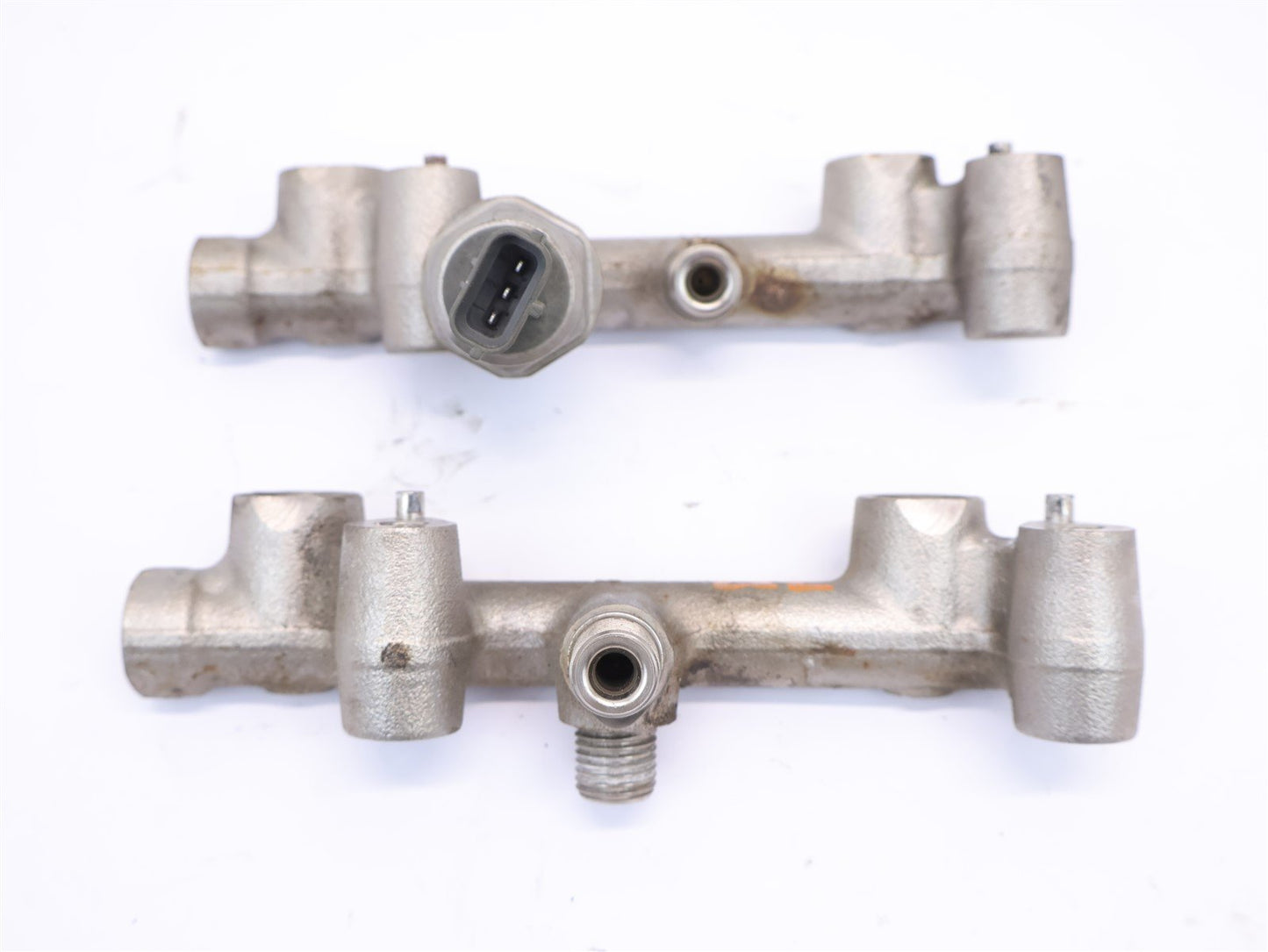 2015-2021 Subaru WRX Fuel Injector Rail Pipe 2.0L Left & Right Side Pair OEM