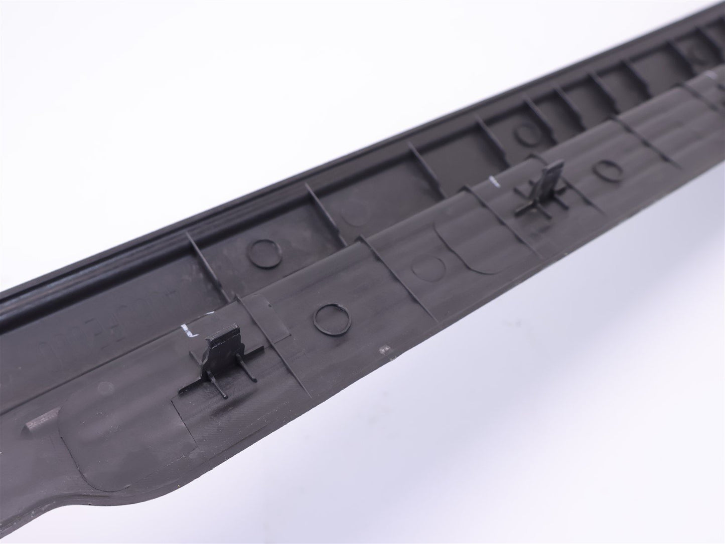 2005 Subaru Impreza WRX STI Passenger Front Door Sill Step Trim RH 2002-2007