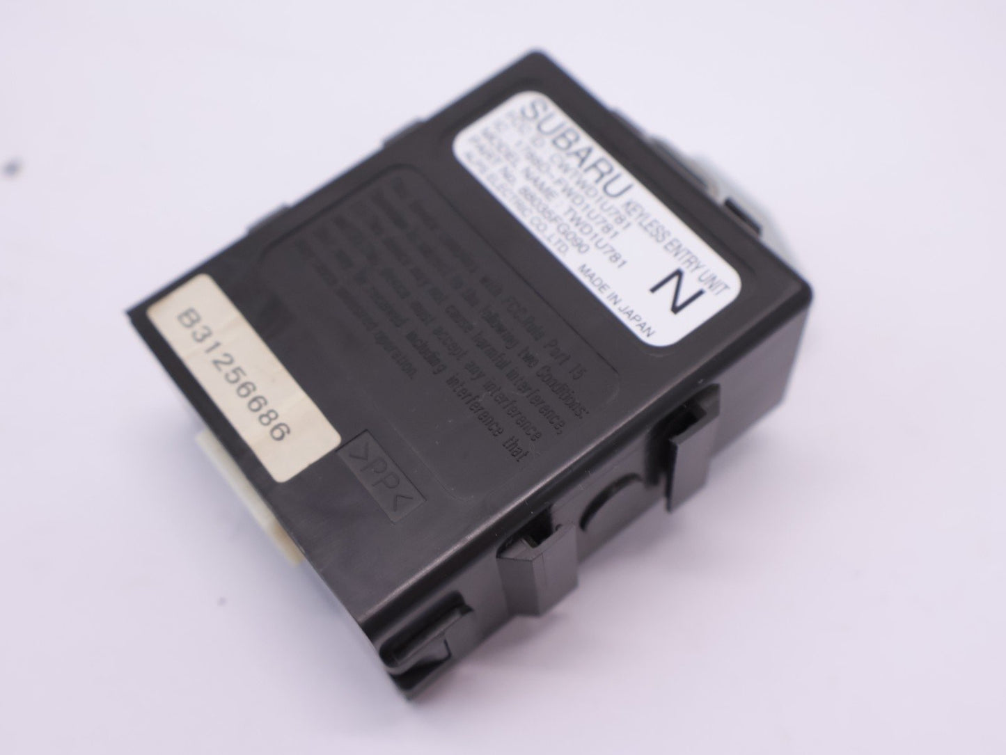 2012-2014 Subaru WRX & STI Keyless Entry Receiver Unit Module 88035FG090 12-14