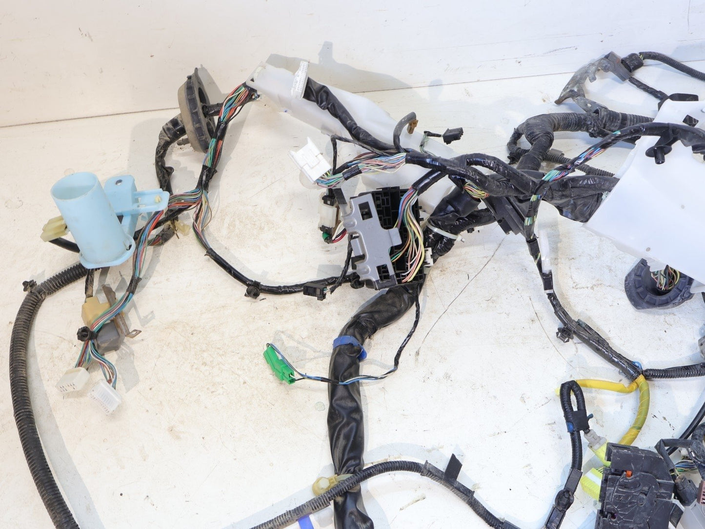 2012 2013 2014 Subaru WRX STI Bulkhead Wiring Harness Center 81402FG430