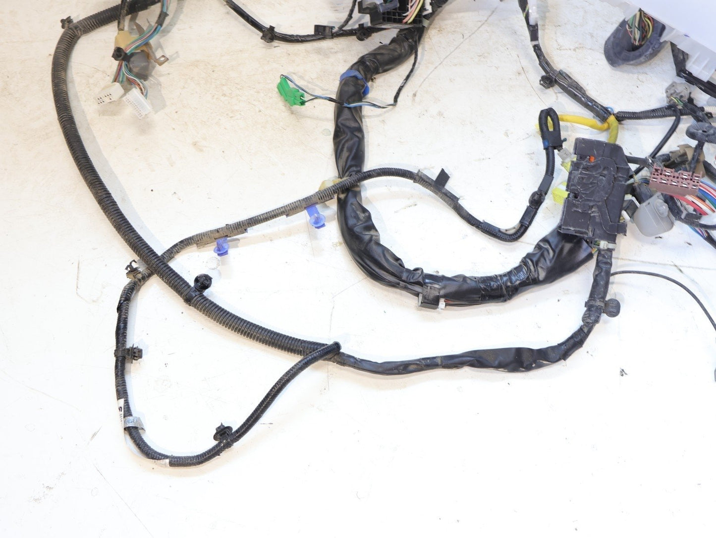 2012 2013 2014 Subaru WRX STI Bulkhead Wiring Harness Center 81402FG430