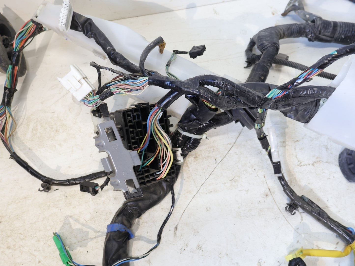 2012 2013 2014 Subaru WRX STI Bulkhead Wiring Harness Center 81402FG430