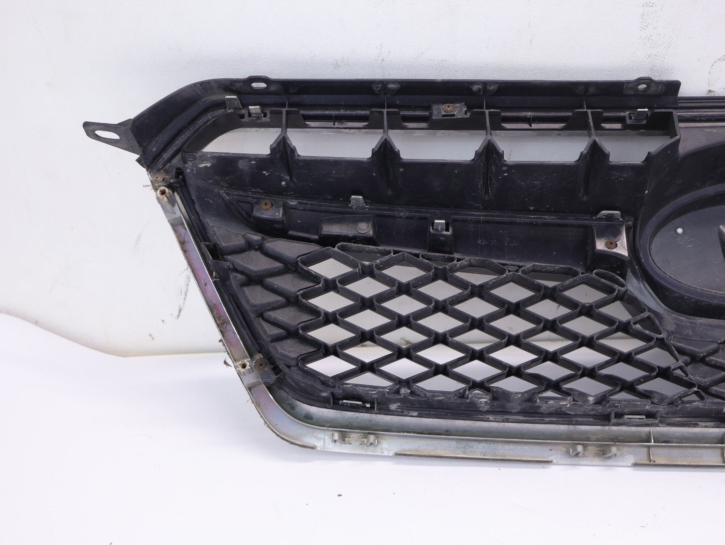 2013 2014 2015 Subaru XV Crosstrek Front Bumper Grille Panel Grill OEM