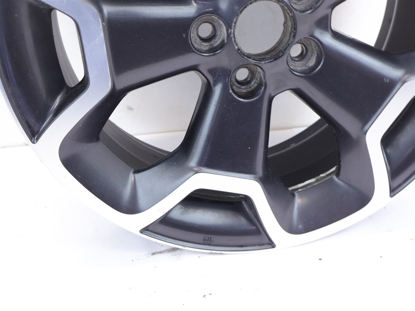 2013 2014 2015 Subaru XV Crosstrek 17" Wheel 17 x 7 Rim 736210 OEM