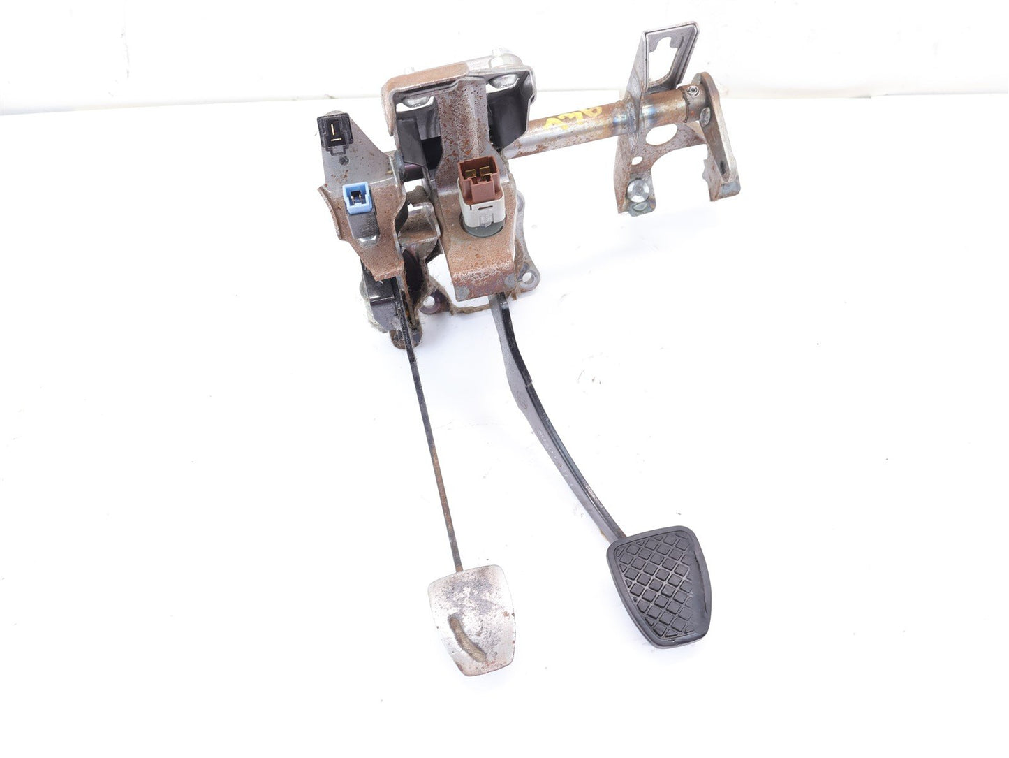 2013-2017 Subaru XV Crosstrek Clutch Brake Pedal Assembly Manual Trans OEM