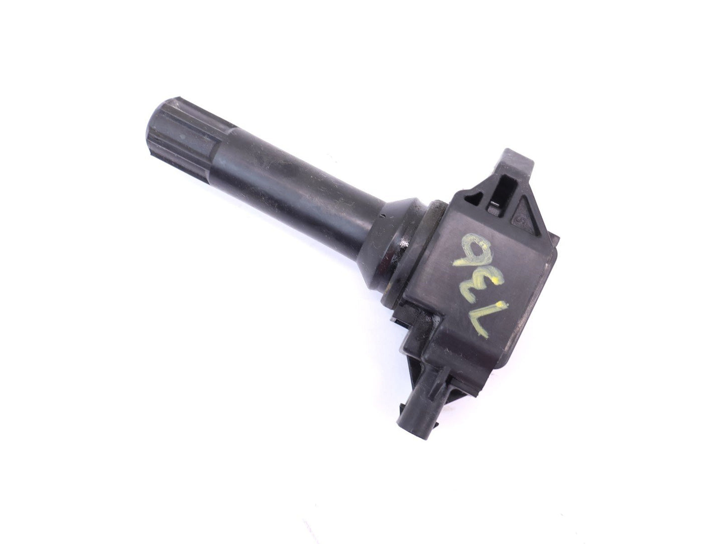 2013-2014 Subaru XV Crosstrek Ignition Coil Pack Igniter 2.0L Engine OEM 13-14