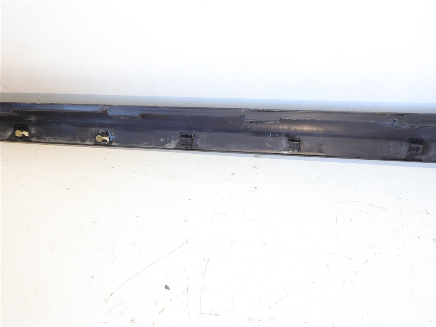 2013-2017 Subaru Crosstrek Driver Side Skirt Bottom Rocker Panel Left 91112FJ150