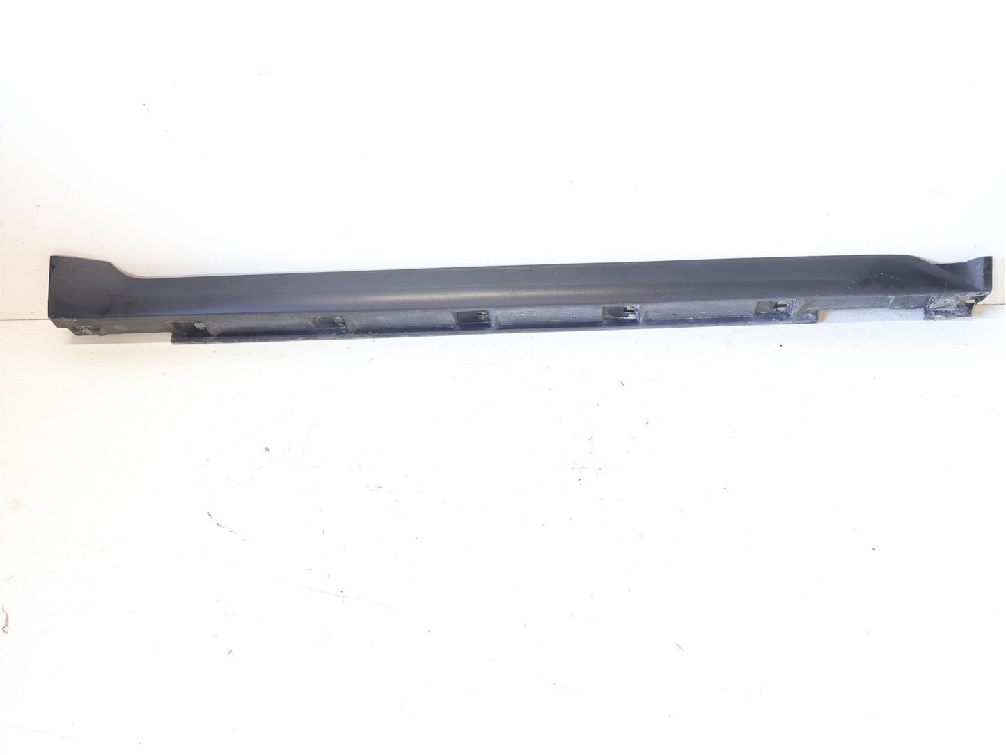 2013-2017 Subaru Crosstrek Passenger Side Skirt Bottom Rocker Right 91112FJ141
