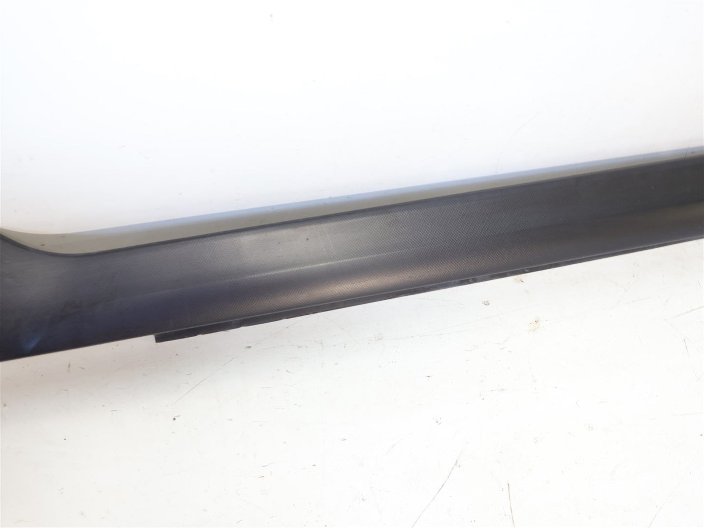 2013-2017 Subaru Crosstrek Passenger Side Skirt Bottom Rocker Right 91112FJ141