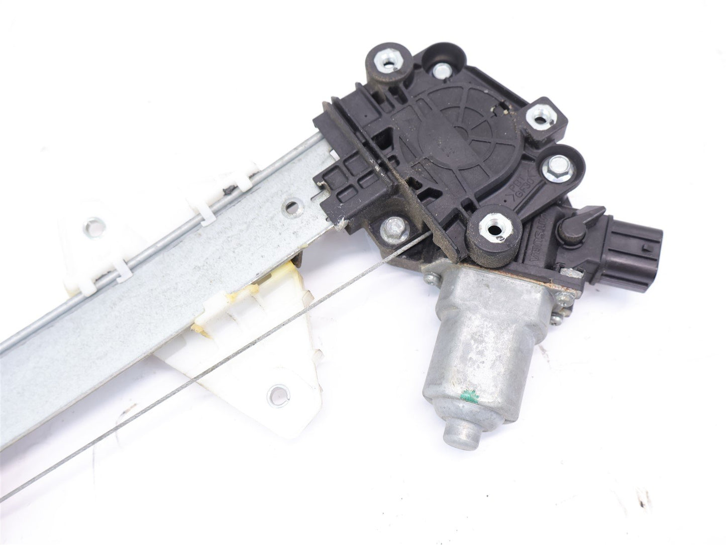 2013-2017 Subaru XV Crosstrek Passenger Front Window Motor & Regulator Right OEM